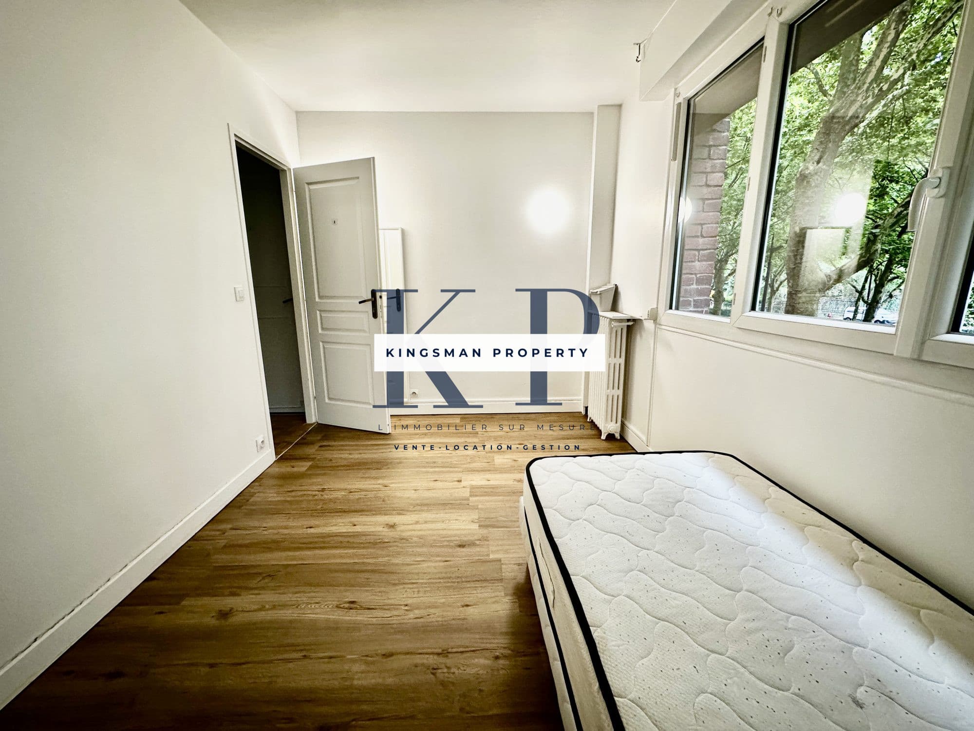 Appartement à louer Paris · photo 2