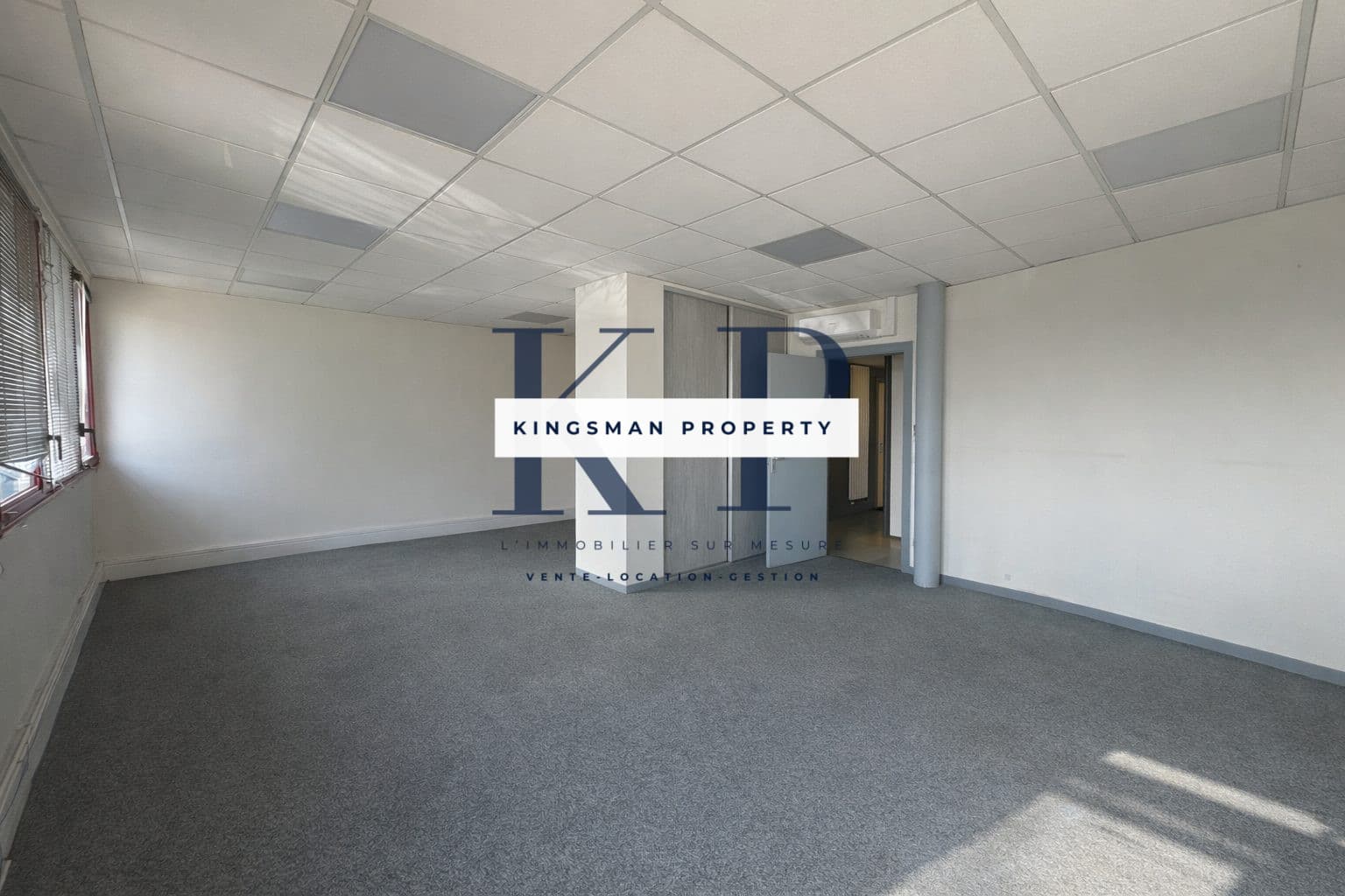Bureaux à louer –  de 38m2 · photo 2