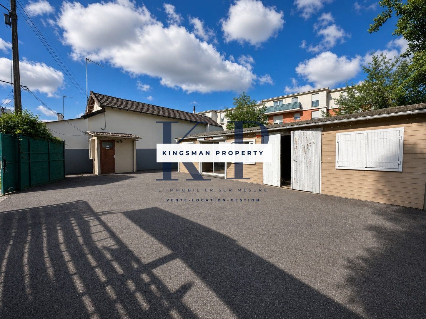 LOCAL D'ACTIVITÉ AVEC COUR PRIVATIVE – VILLEMOMBLE · photo 1